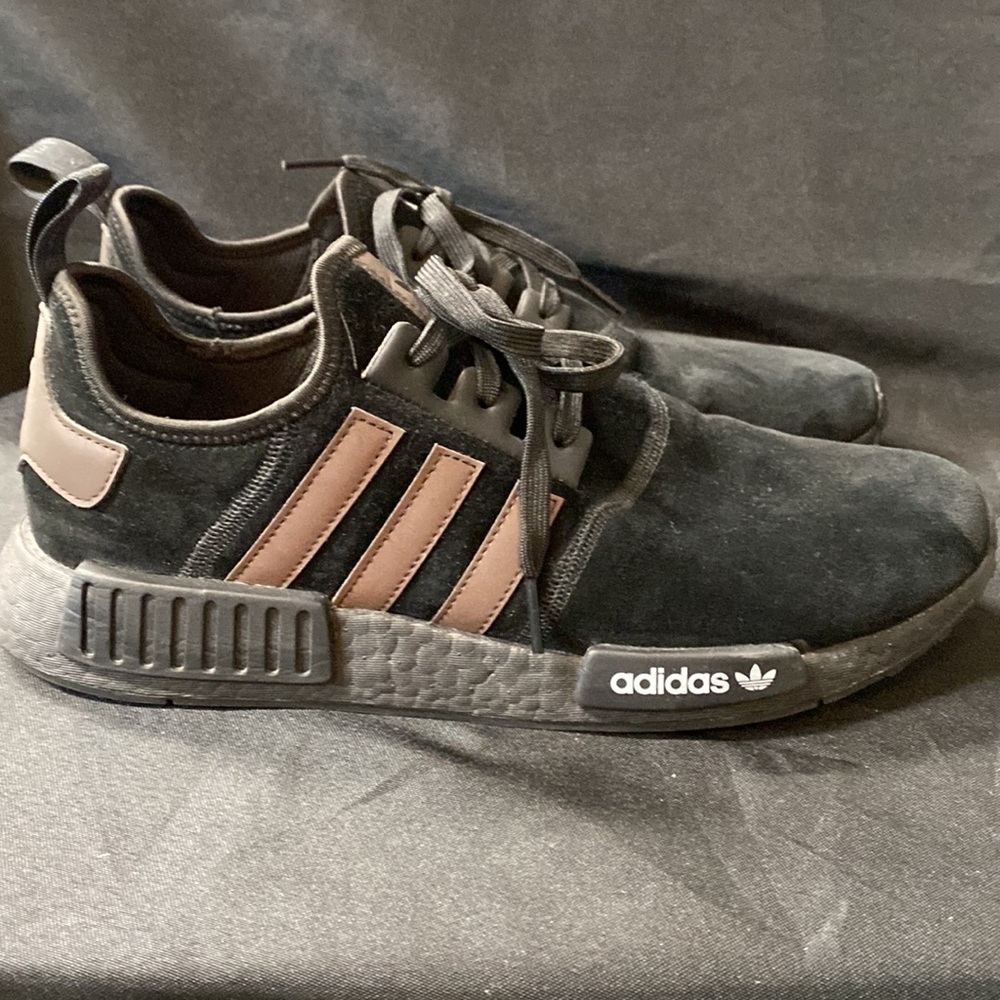 ADIDAS NMD - Picture 2 of 5